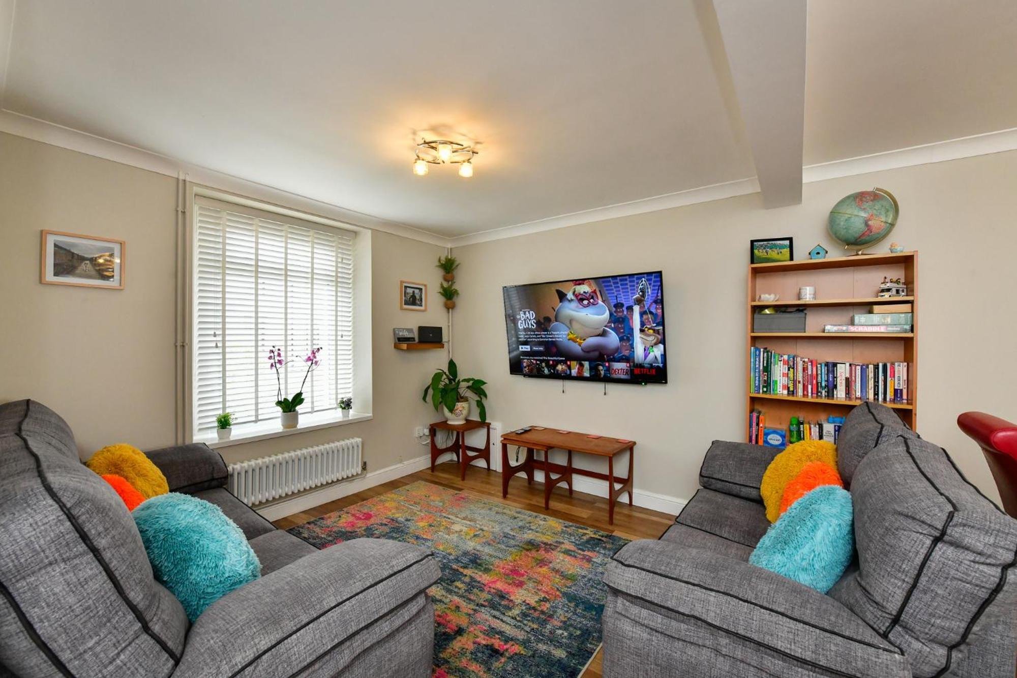 Free Parking - Heart Of The City - Superb Townhouse & Garden - Peaceful Area But Only 5Min Walk To Beach, Shops, Bars, Arena, Marina, Parks Swansea Esterno foto