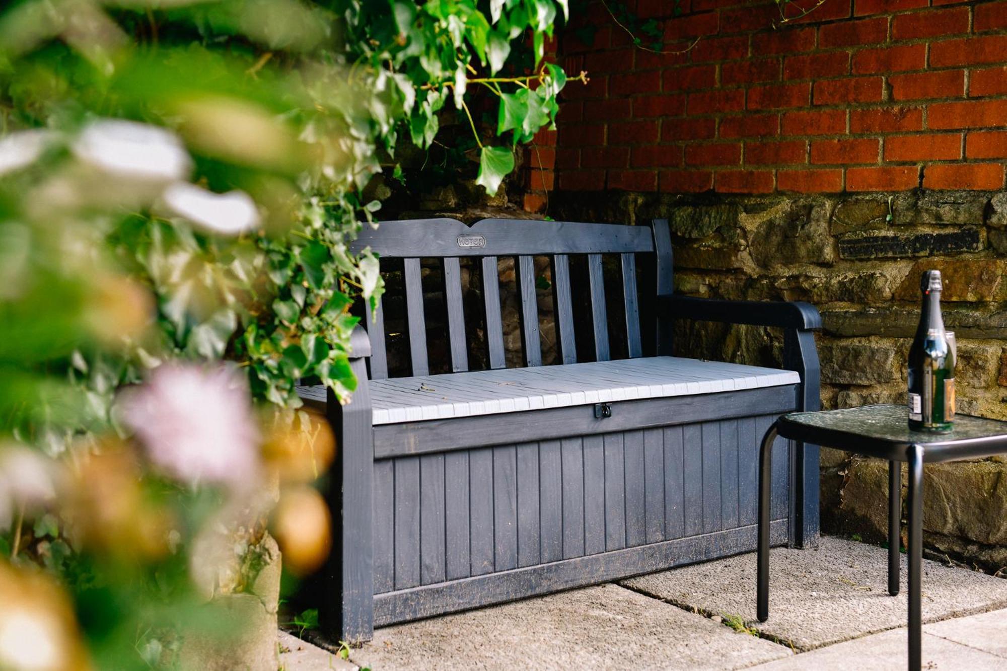 Free Parking - Heart Of The City - Superb Townhouse & Garden - Peaceful Area But Only 5Min Walk To Beach, Shops, Bars, Arena, Marina, Parks Swansea Esterno foto