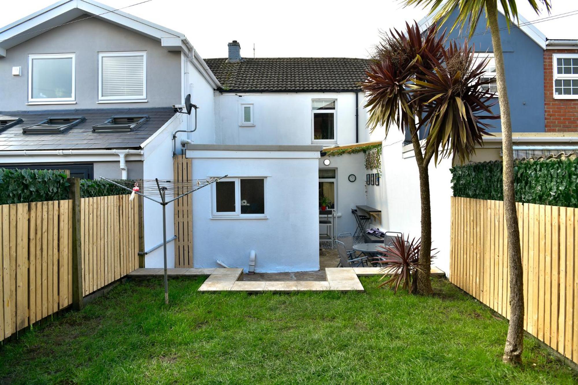 Free Parking - Heart Of The City - Superb Townhouse & Garden - Peaceful Area But Only 5Min Walk To Beach, Shops, Bars, Arena, Marina, Parks Swansea Esterno foto